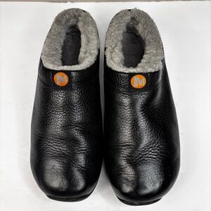 Women’s Merrell Black Leather Slip-On Sherpa Fur Lined Clog Size 10